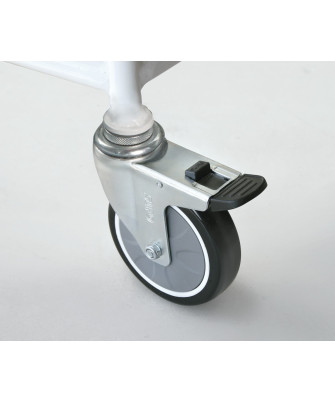 Fauteuil pèse-personne KERN MCB avec 4 roues pivotantes