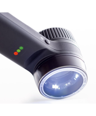 HEINE DELTA 30 PRO das High-End Dermatoskop