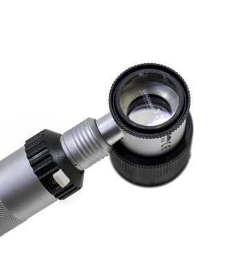 Dermatoscope KaWe EUROLIGHT D30 avec poignée rechargeable